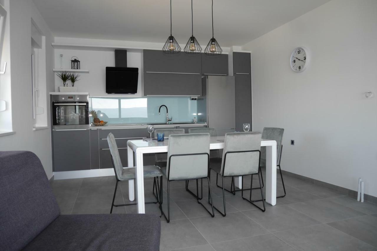 Luxury Apartments Beach Есенице Экстерьер фото